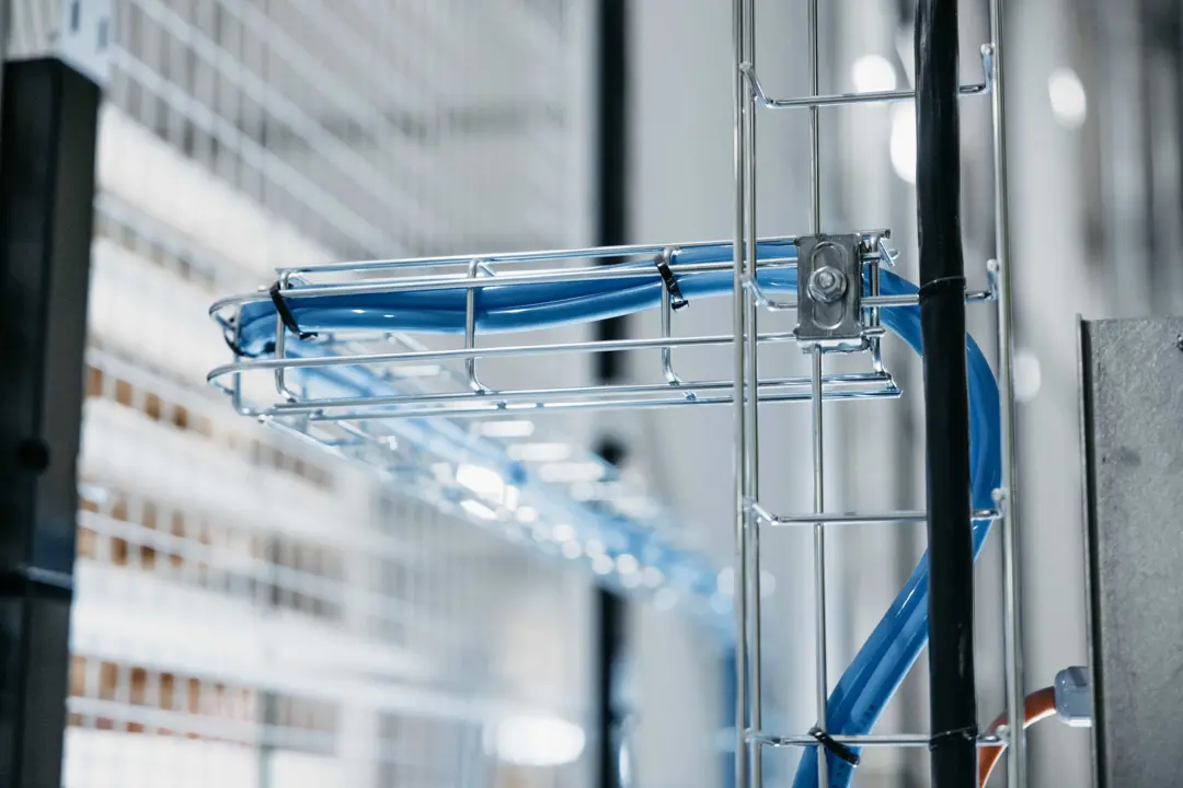 Open Cable Guide Open cable trunking is the future of cable management